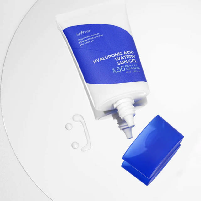 Isntree Hyaluronic Acid Watery Sun Gel, 50 ml.